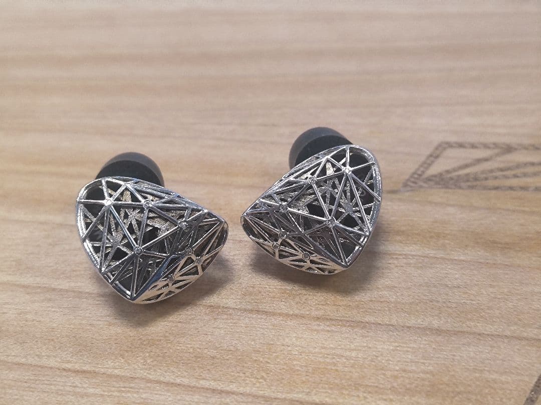 水月雨 (moondrop) 雪月花 ＆ 専用リケーブル