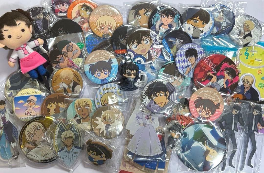 名探偵コナン グッズ まとめ売り 工藤新一 灰原哀 安室透 松田陣平 缶バッジ
