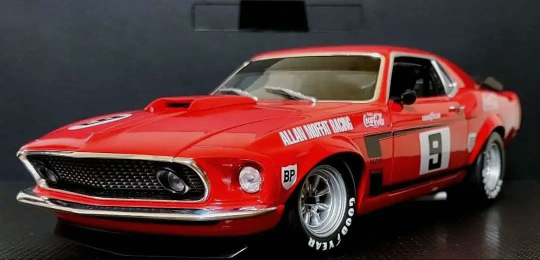 ミニカー 1/18 Ford Mustang Boss 302 Trans-Am