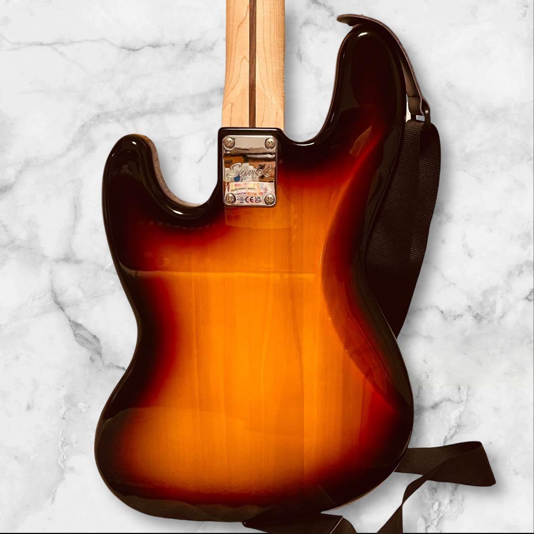 使用感少なめ SQUIRE by Fenderジャズベース ストラップ付き