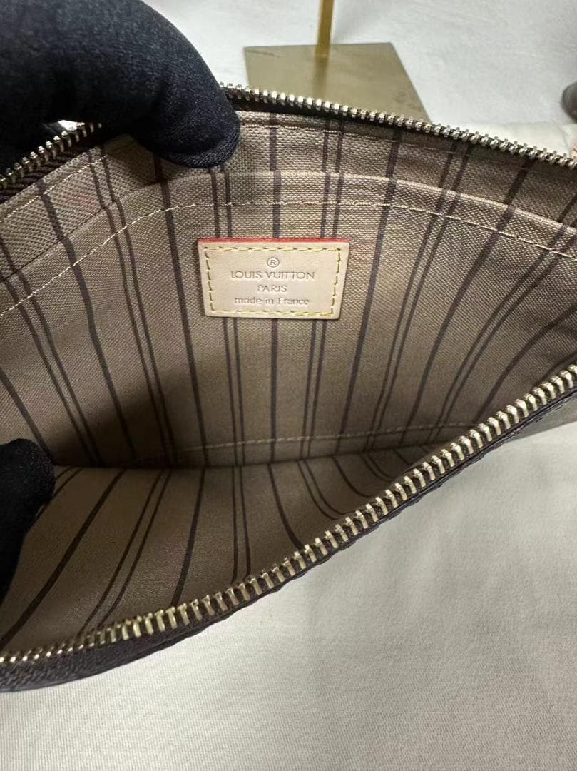 Louis Vuitton ルイヴィトン ネヴァーフル MM