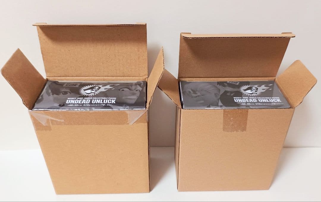 アンデッドアンラック ワーコレ 缶入りホロカードセット 応募者全員サービス