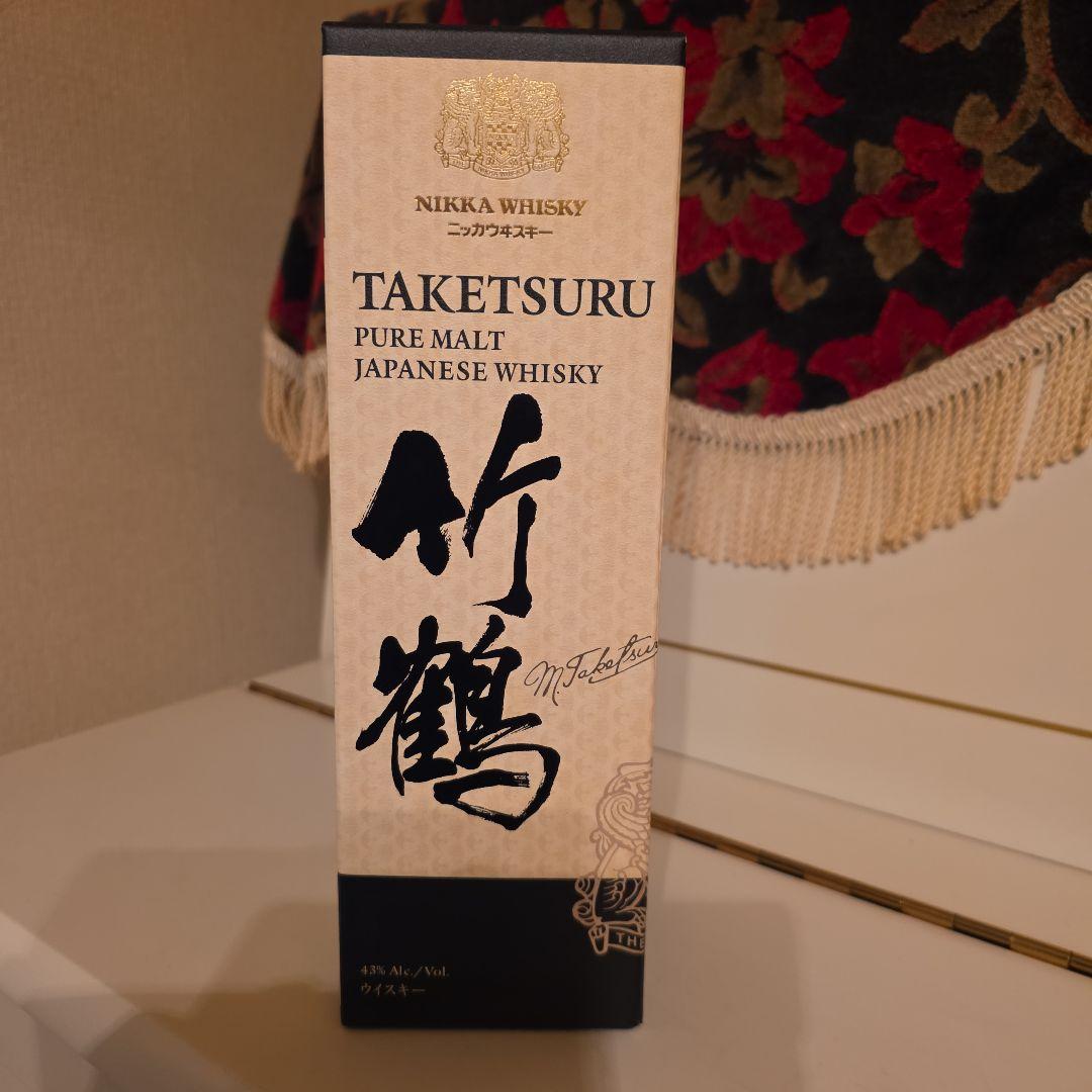 (新)<入手困難> 竹鶴 PURE MALT (最安値) 8500円 !