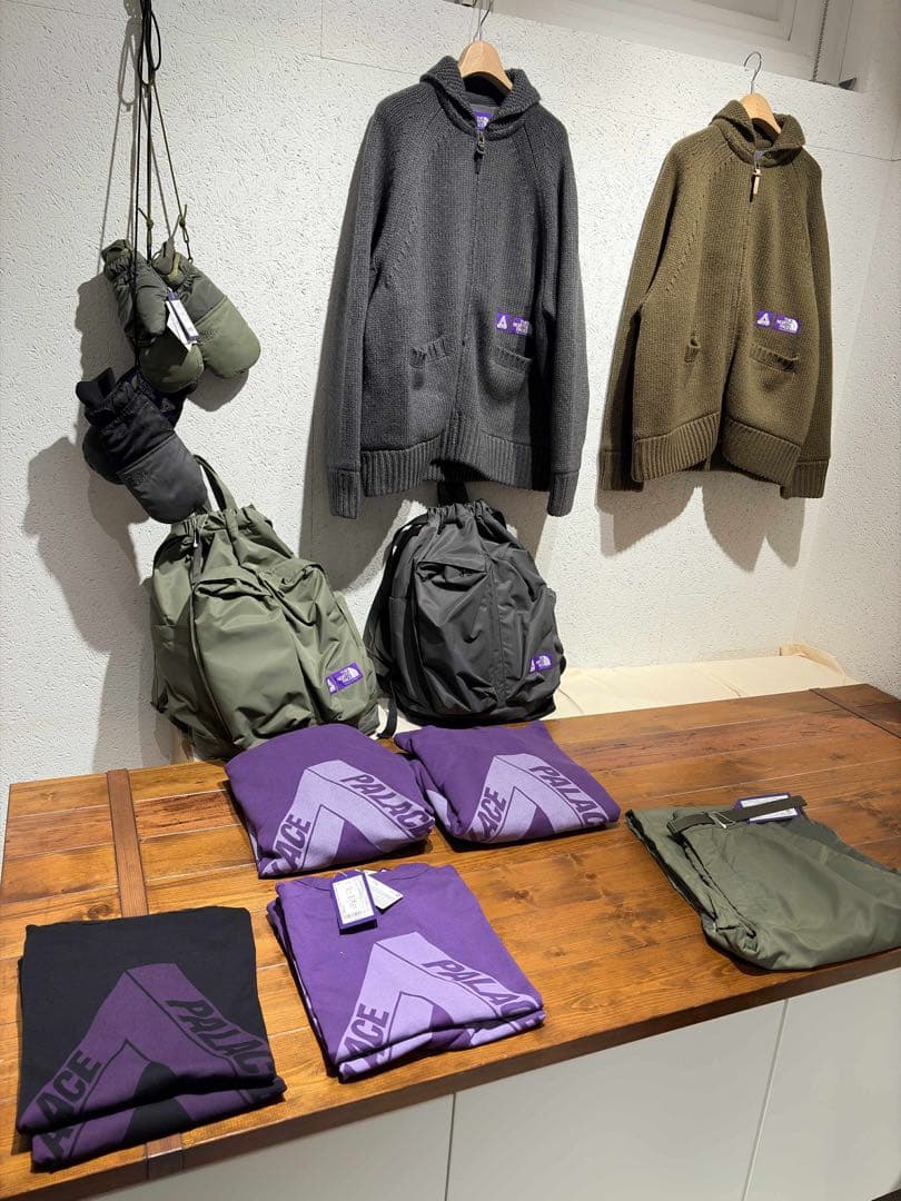 トップス PALACE x The North Face Tee \"Mix Gray\"