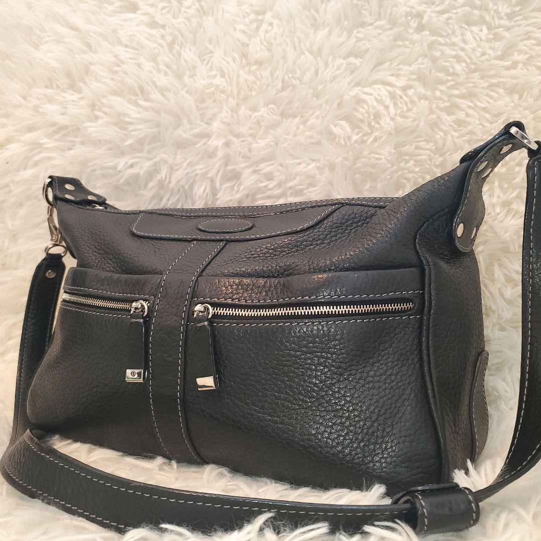 ⭐べるふぉん⭐TOD'S ハーフムーン ショルダーバッグ シボ革 ブラック