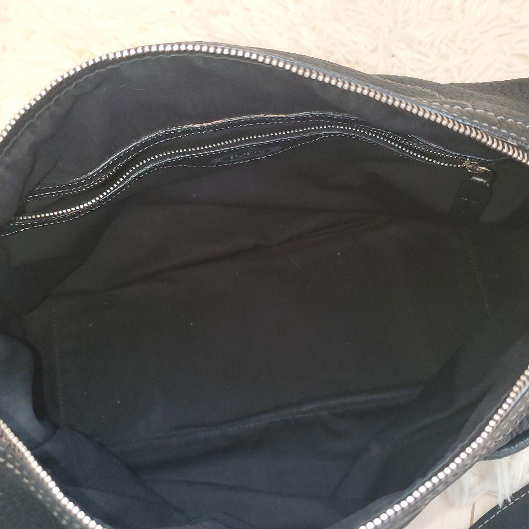 ⭐べるふぉん⭐TOD'S ハーフムーン ショルダーバッグ シボ革 ブラック