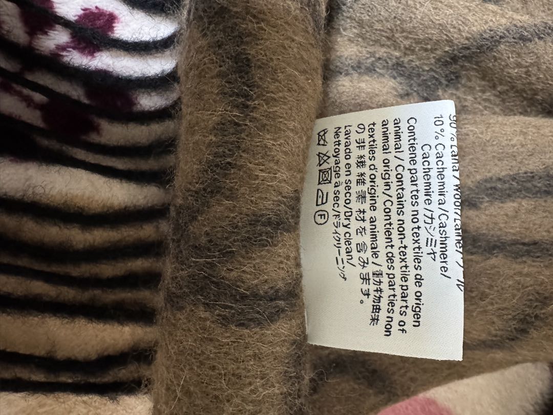 LOEWE ウールカシミヤマフラー ベージュ