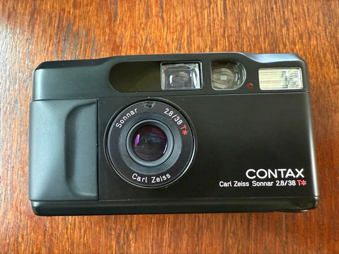 D*.様 試写あり　CONTAX T2 Limited Black コンタックス
