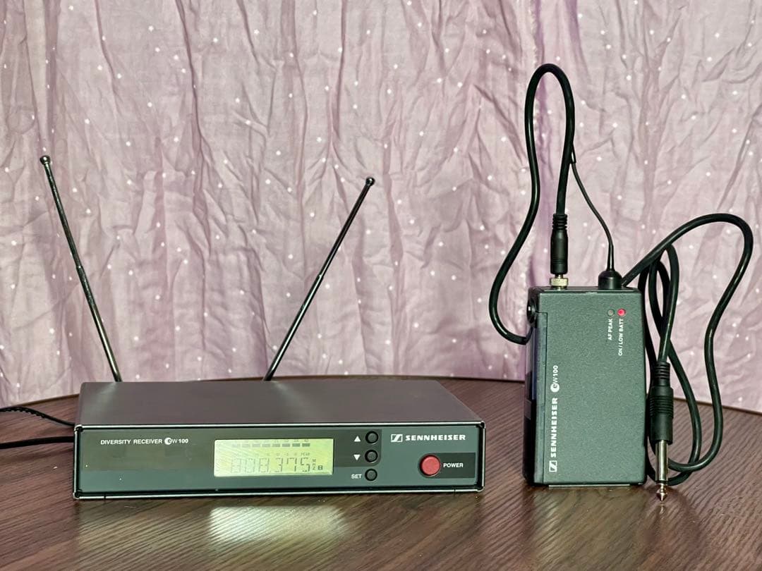 ⑥Sennheiser EW100 B帯 ワイヤレスシステム ラベリアマイク付き