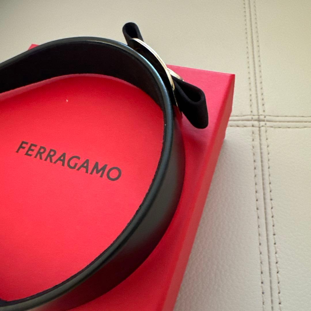 FERRAGAMO ヘアバンド 黒 Made in Italy