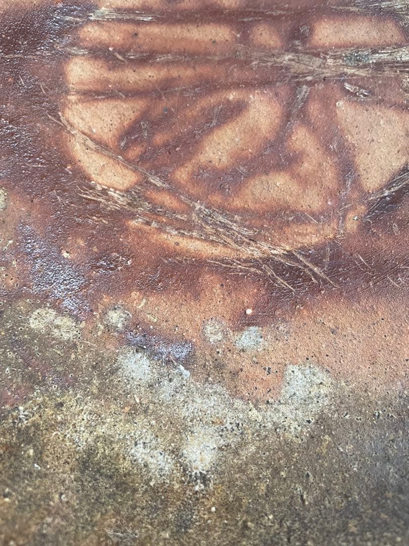 未使用　高級　備前焼　風来　手作り皿　共箱付き　伝統的な日本の陶器 丸皿 木箱付