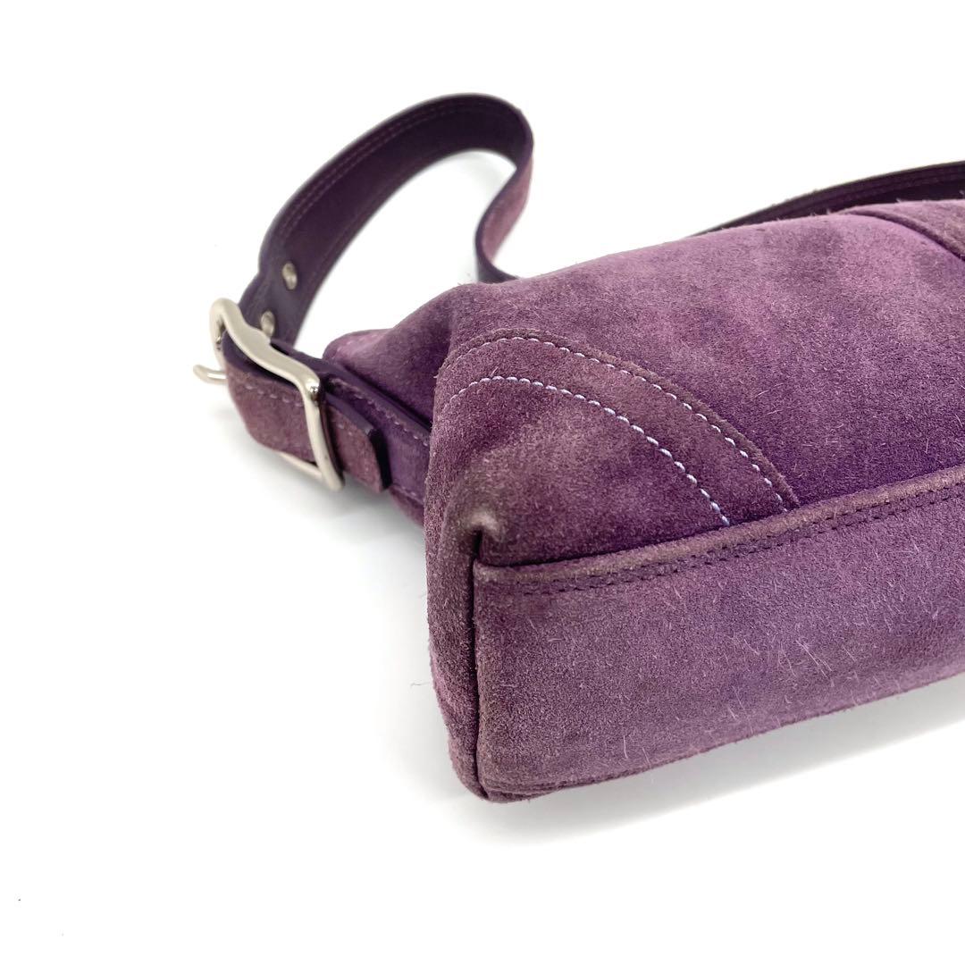 【希少】コーチ　アクセサリーポーチ　フリンジ　スエード　シグネチャー　パープル