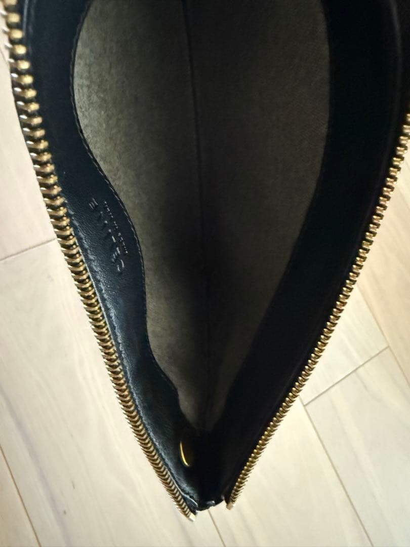 CÉLINE トリオ 黒 レザー ショルダーバッグ　ラージ