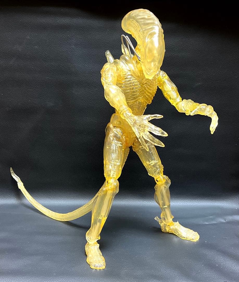 ”激レア”スケルトン エイリアンアクションフィギュア1996年