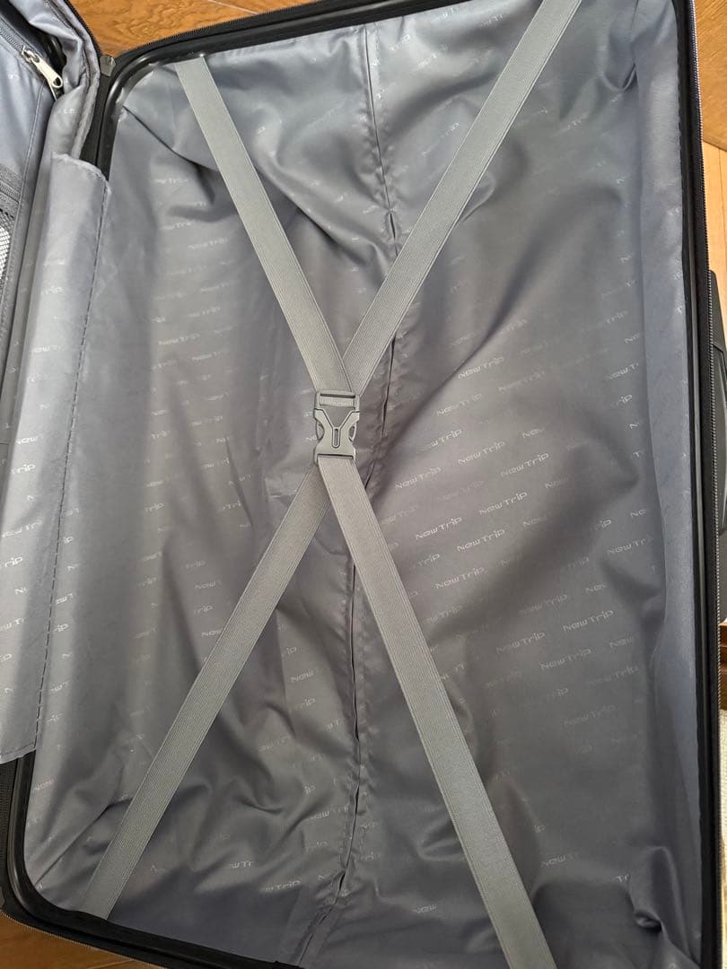 「未使用品」New Trip スーツケース キャリーケース 拡張機能付きサイズＬ