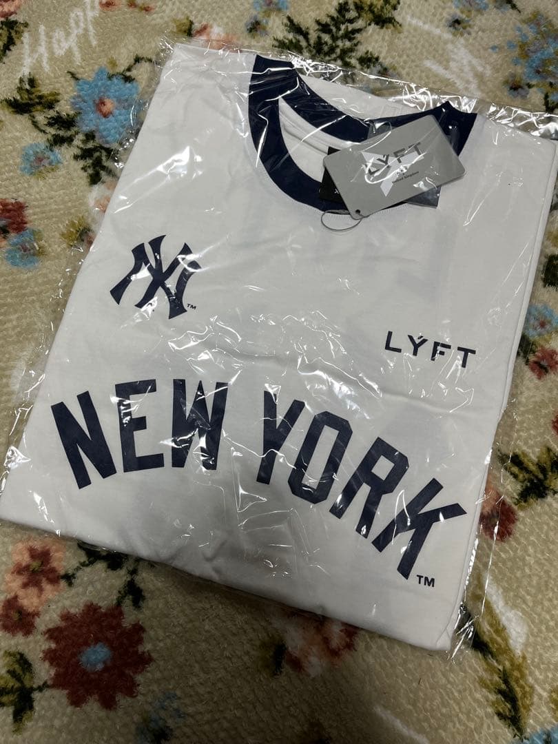 リフト　lyft ニューヨークヤンキース　タンクトップ　MLB 野球　筋トレ