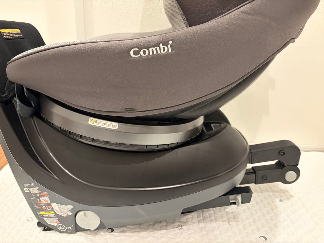 Combi クルムーヴ スマート ISOFIX エッグショック JN-570