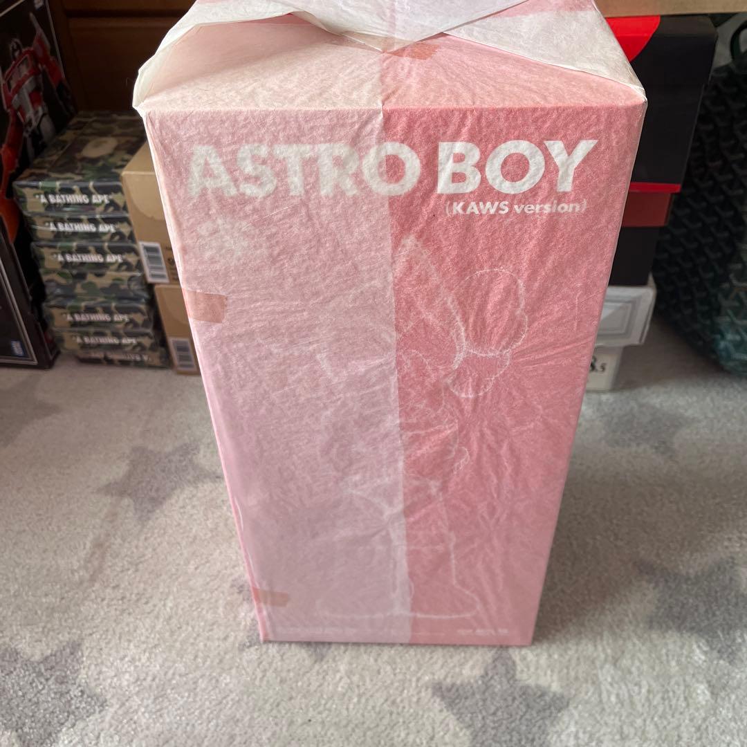 KAWS ×MEDICOM TOY ASTRO BOY