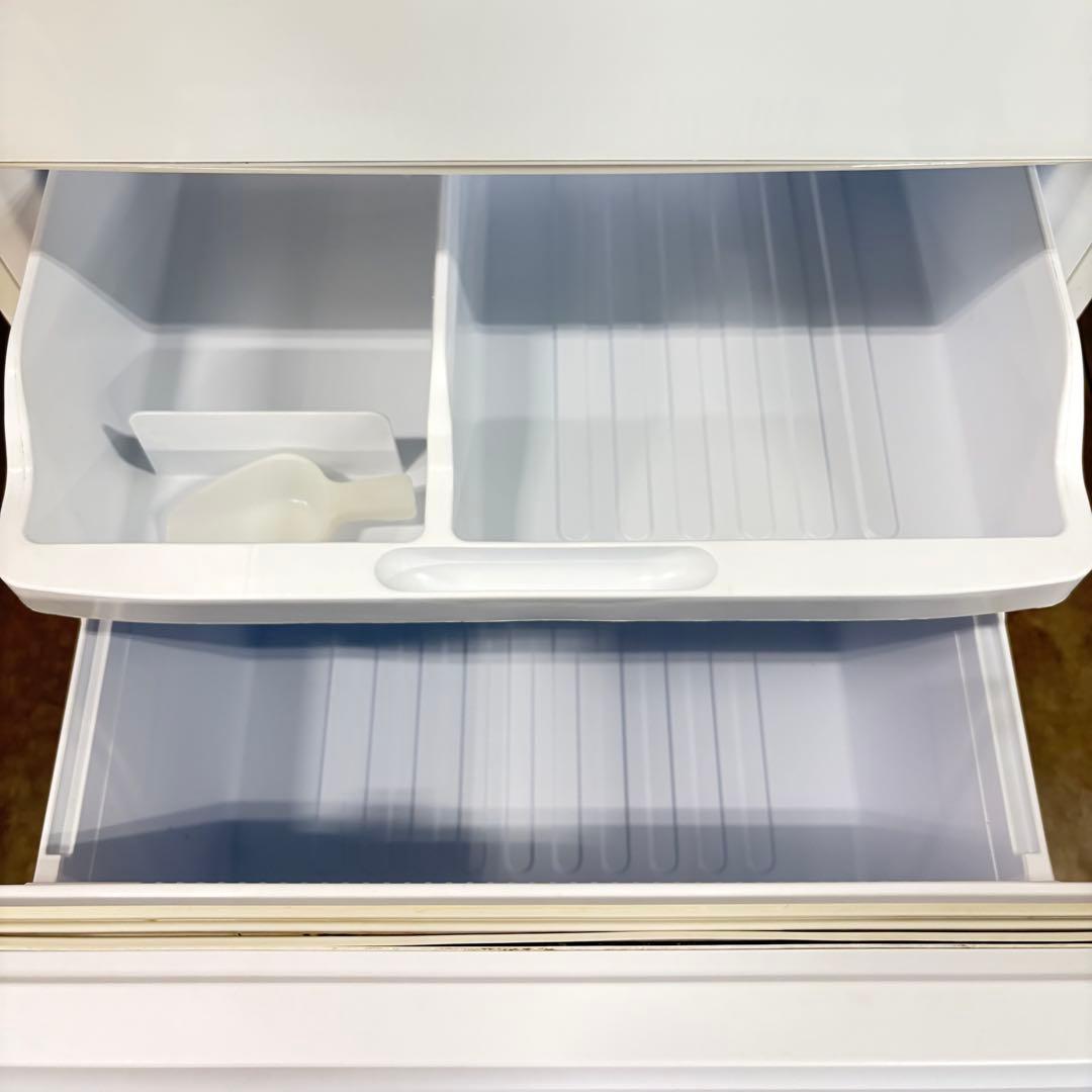 一都三県限定　配送設置無料　冷蔵庫　3ドア　SHARP 2021年製　350L