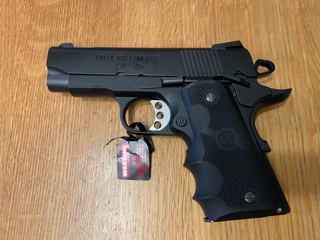 東京マルイ　V10 ガスブローバック　マイクロプロサイトセット　予備マガジン付き