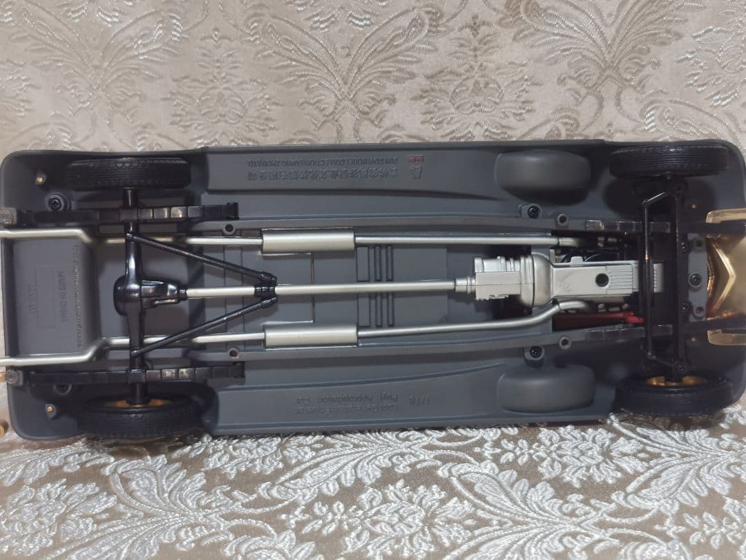 希少　サンスター　DELUXE TUDOR　1/18 キャデラック