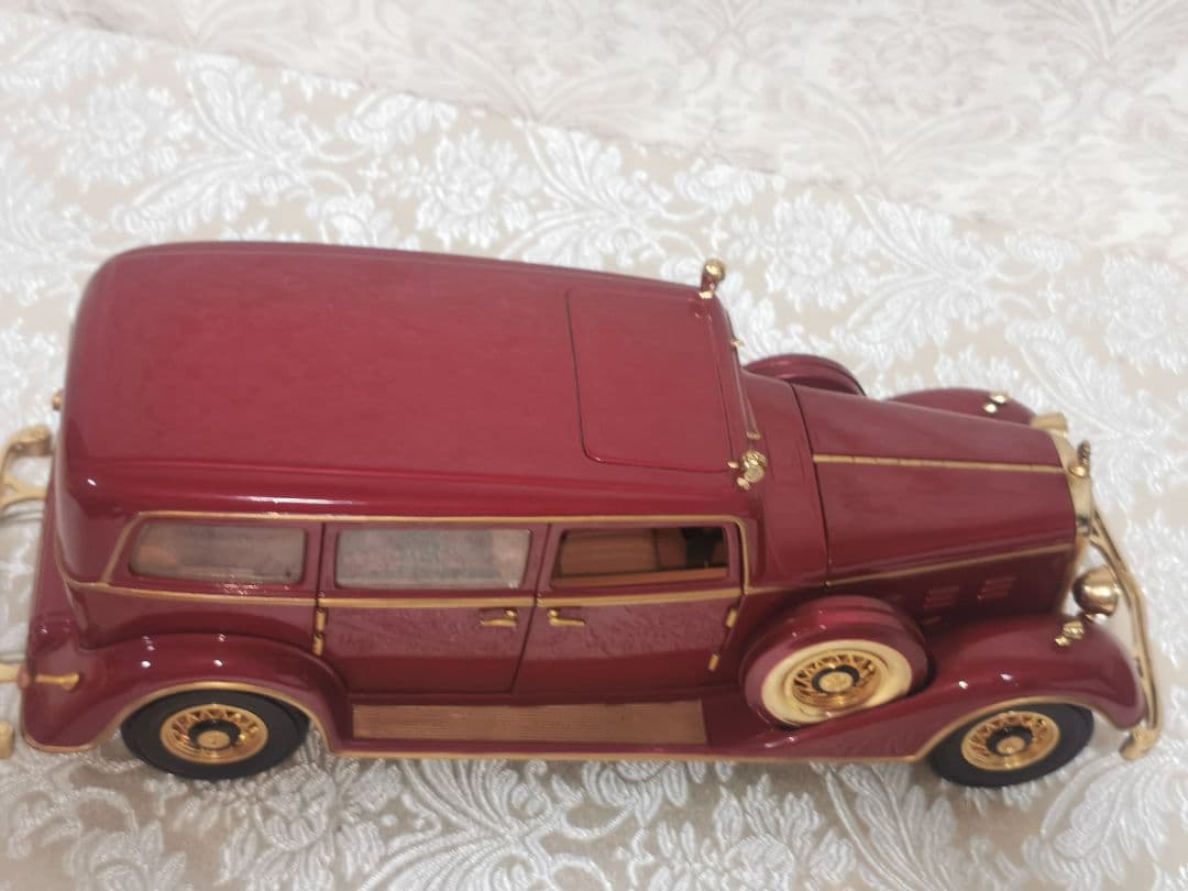 希少　サンスター　DELUXE TUDOR　1/18 キャデラック