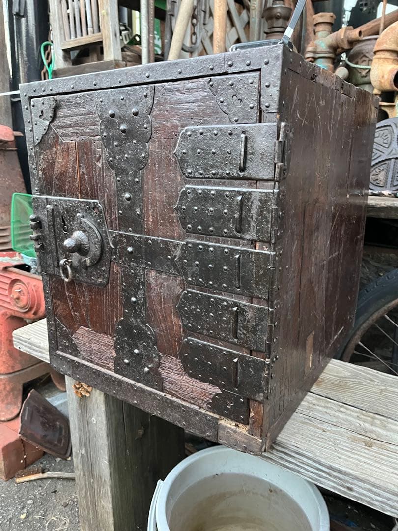 レトロ舟金庫、舟金庫、レトロ金庫、木製金庫、昭和レトロ金庫、舟箪笥