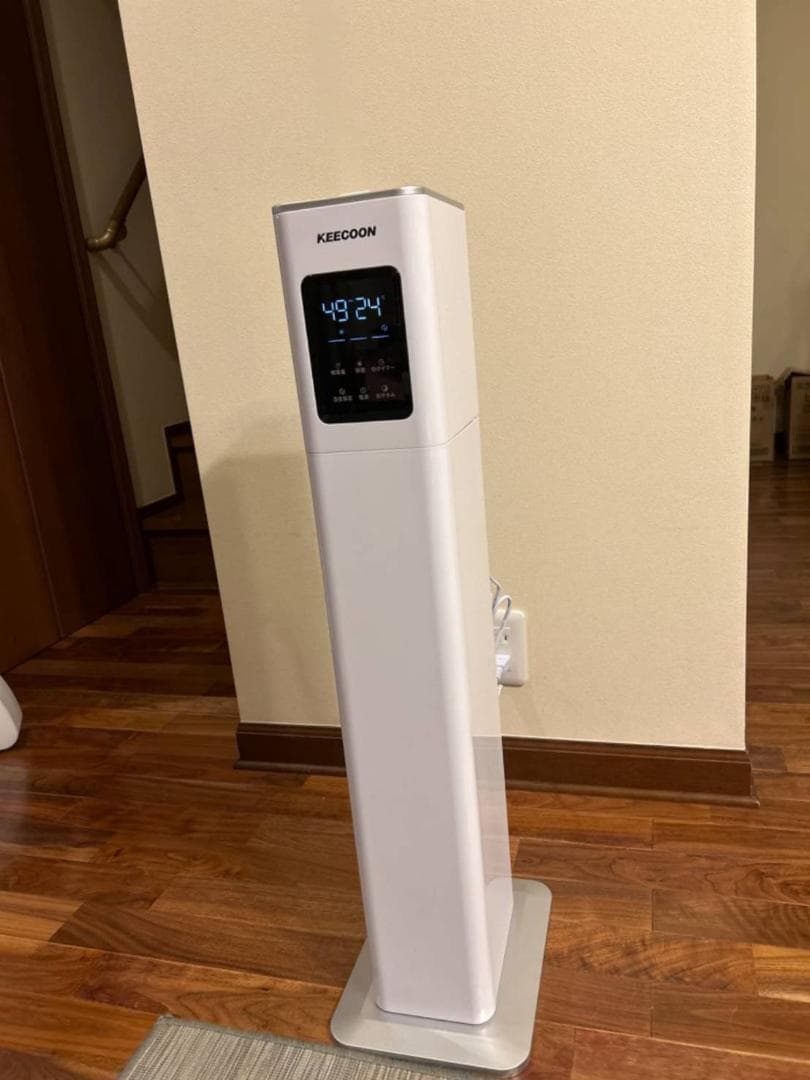 3段階霧量調節可能な大容量タワー型加湿器