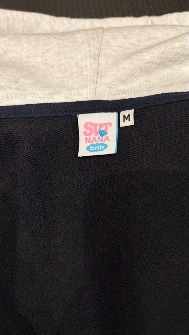 SEVENTEEN セブチ　ナナ民泊　フーディー　Mサイズ