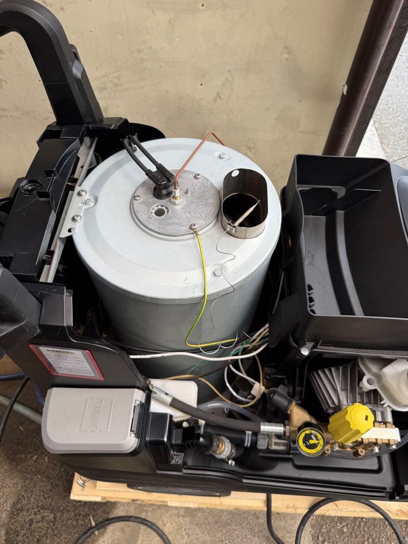 ケルヒャー　業務用高圧洗浄機(温水式)