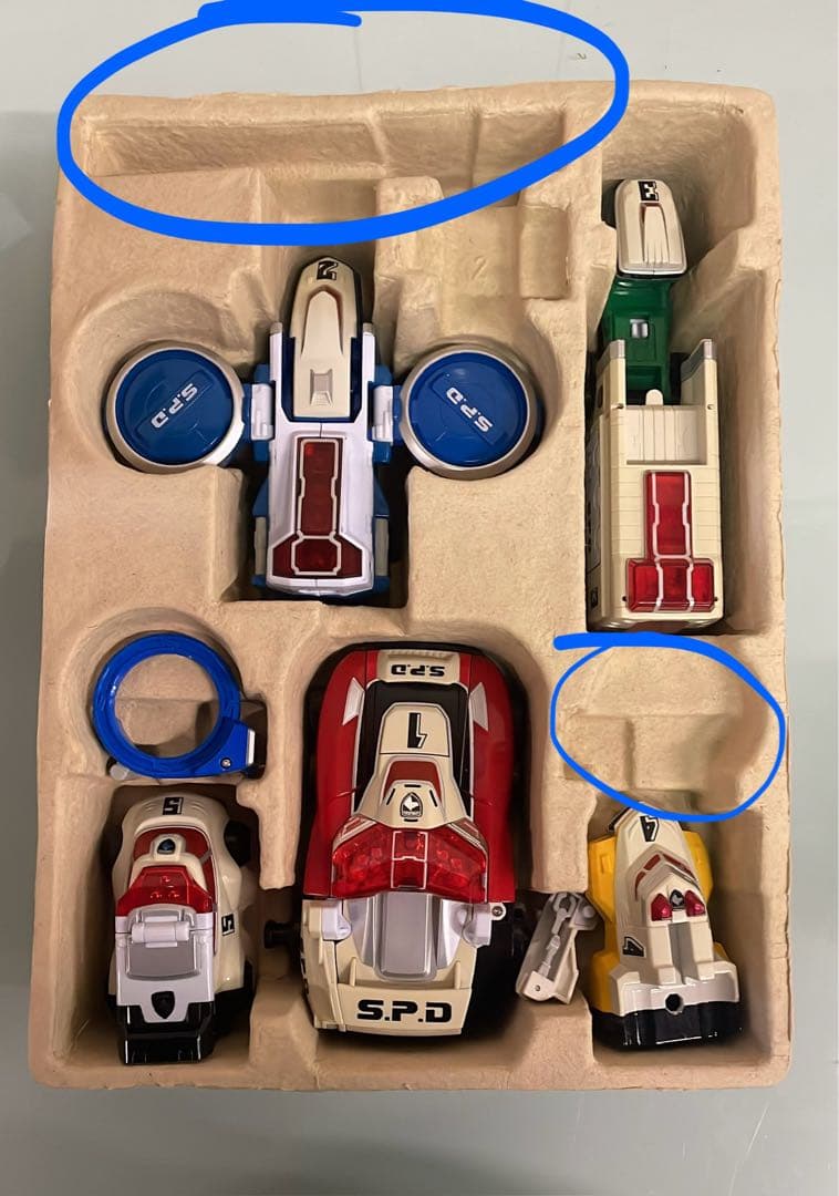 変形玩具 特捜戦隊デカレンジャー DX特捜合体デ カレンジャーロボ バンダイ