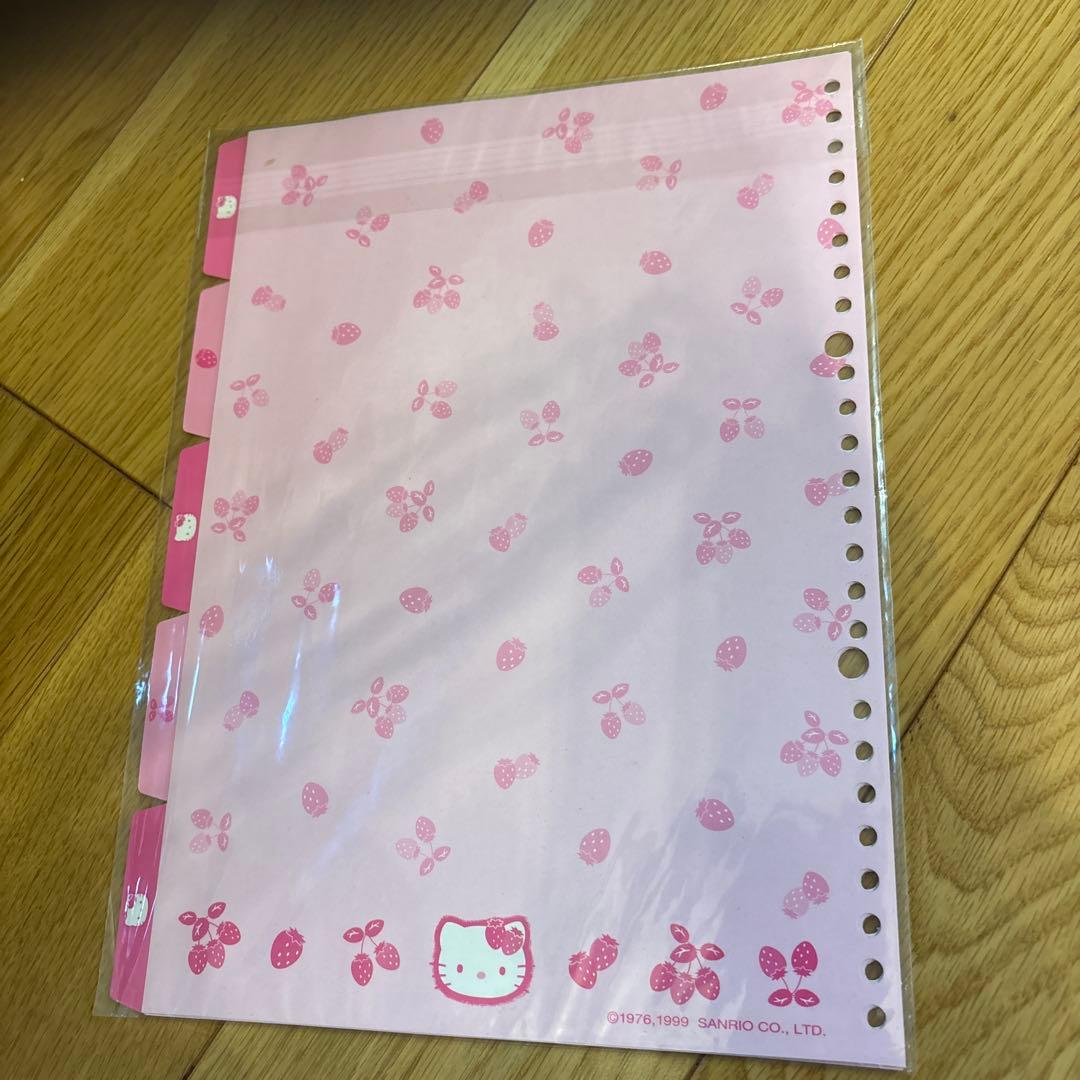 1999年　レア　Hello Kitty いちご柄リングノート セット