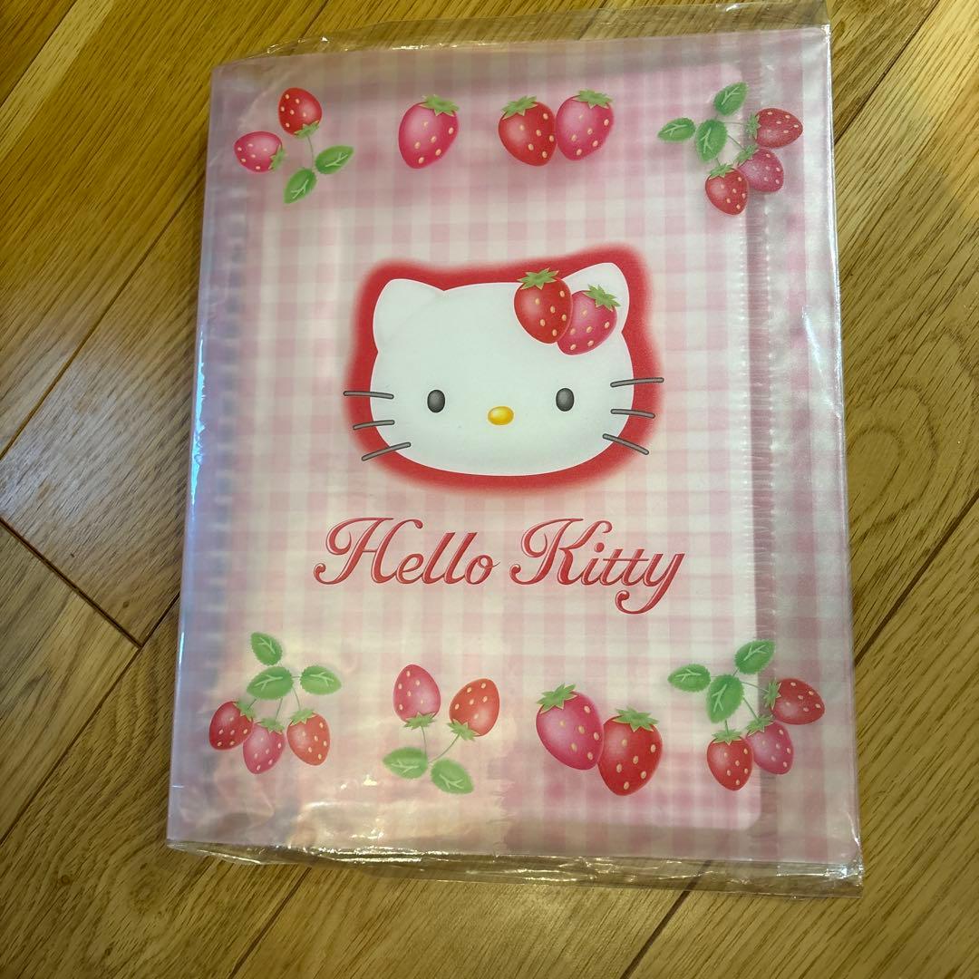 1999年　レア　Hello Kitty いちご柄リングノート セット