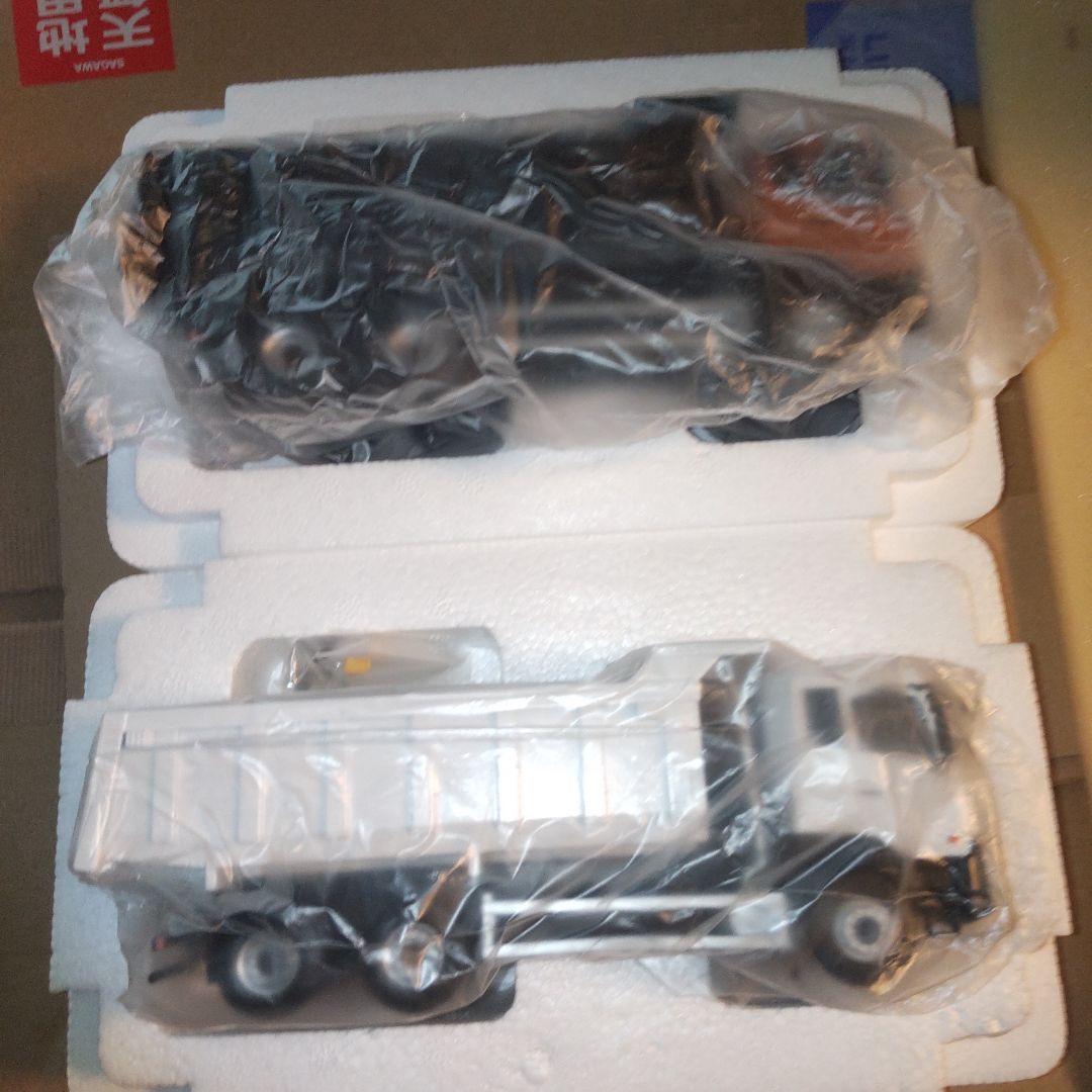 UD TRUCKS Quester 1:50 ミニカー 2個セット