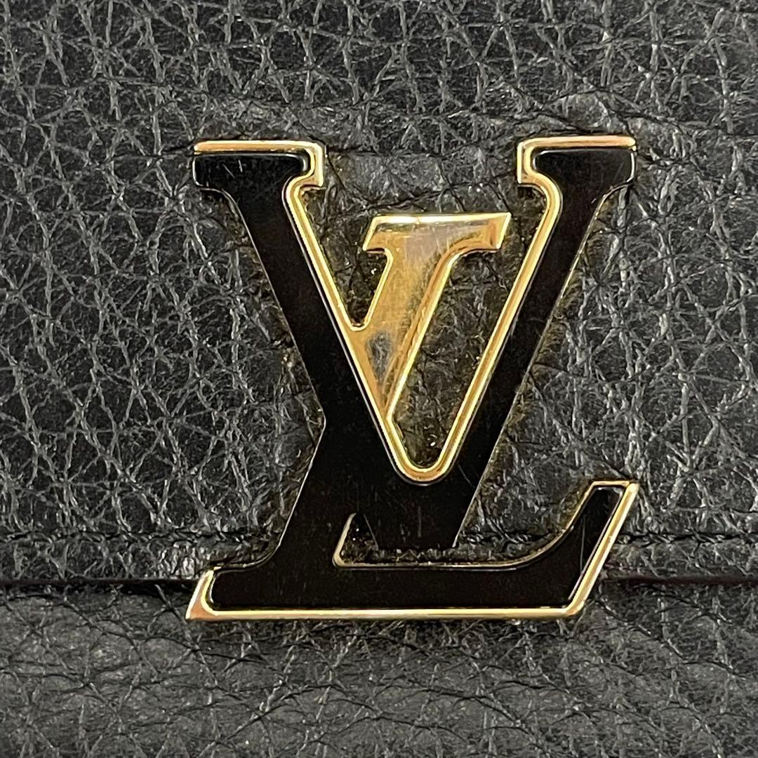 LOUIS VUITTONルイヴィトン ポルトフォイユ カプシーヌ 三つ折り財布