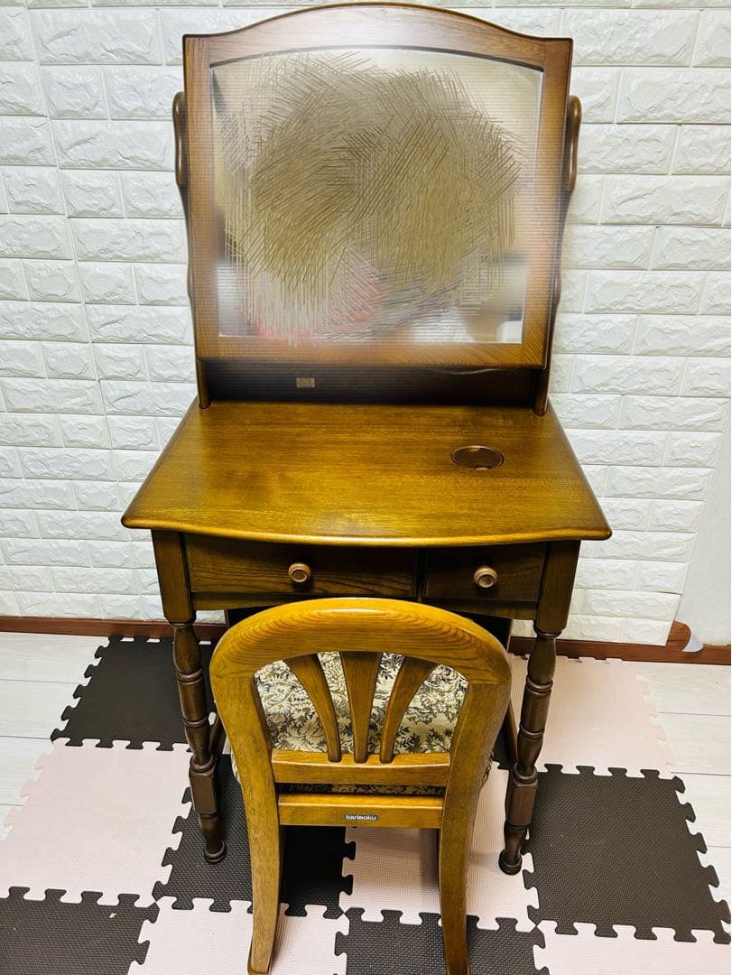 とりもも【美品】カリモク　karimoku ドレッサー　椅子付き