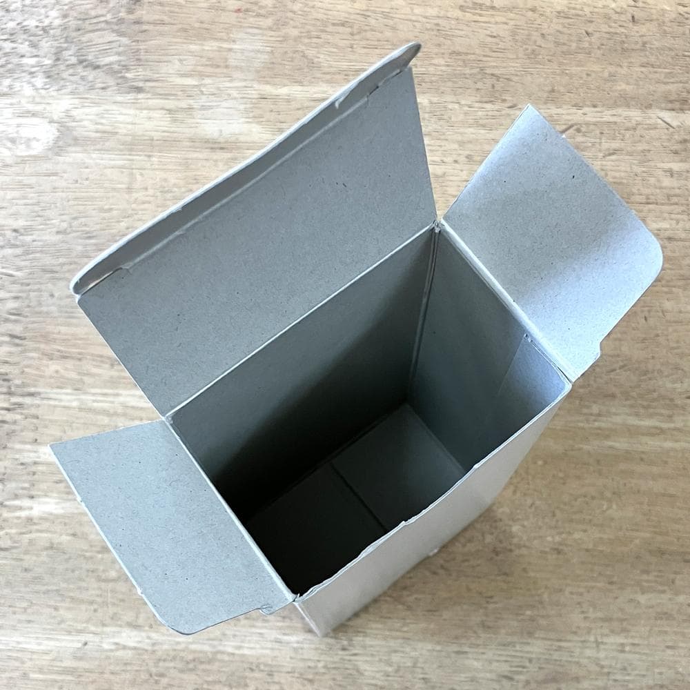 #2892-100枚　未使用　箱　キャラメル箱　サック箱　ギフト箱　ホワイト