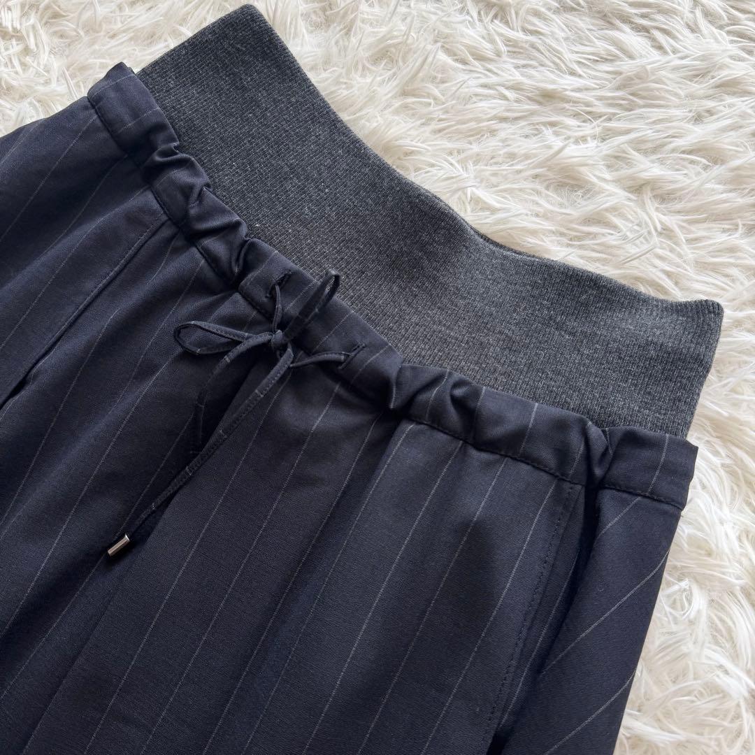 【ブルネロクチネリ】フレアスカート アシンメトリー 切替 ストライプ 40 紺