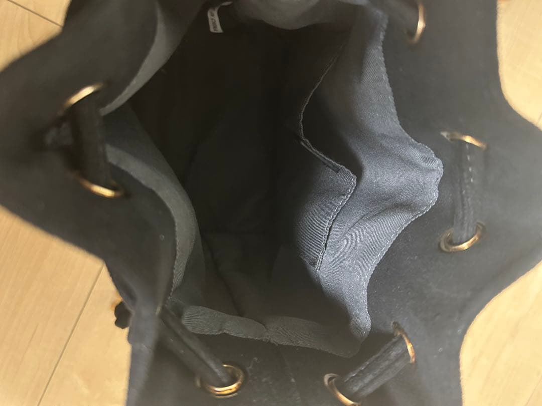 カカトゥ kakatoo / スエード調スタッズドロストバッグ　ブラック