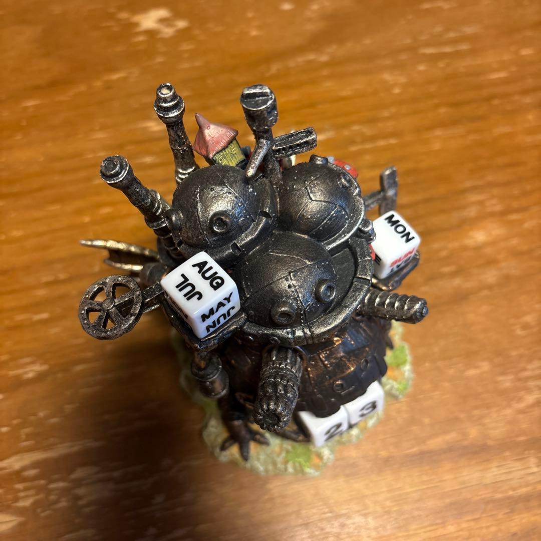 ハウルの動く城万年カレンダー＆フィギュア