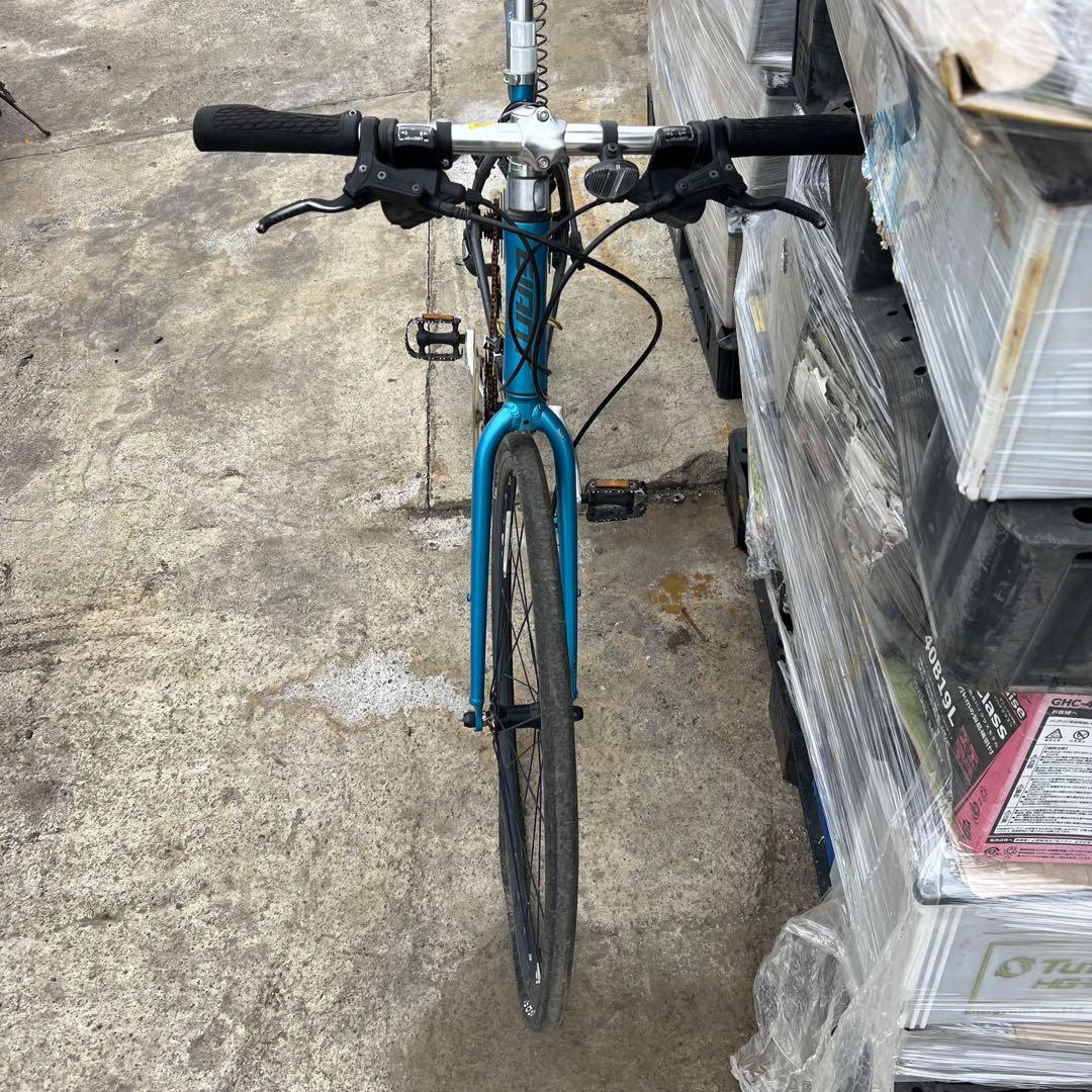 GIANT ジャイアント ESCAPE クロスバイク アルミボディ700*32C