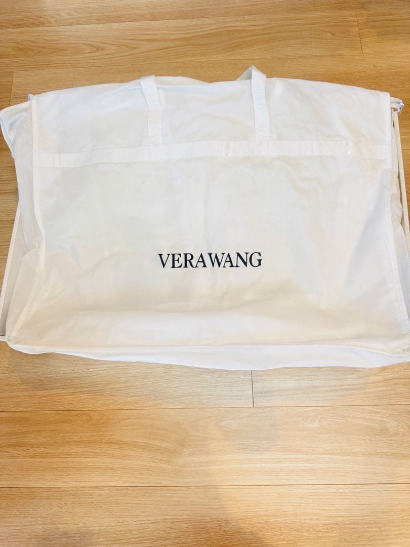 【新品】破格の値段！最高級Vera Wang Esther ヴェラウォンエスター