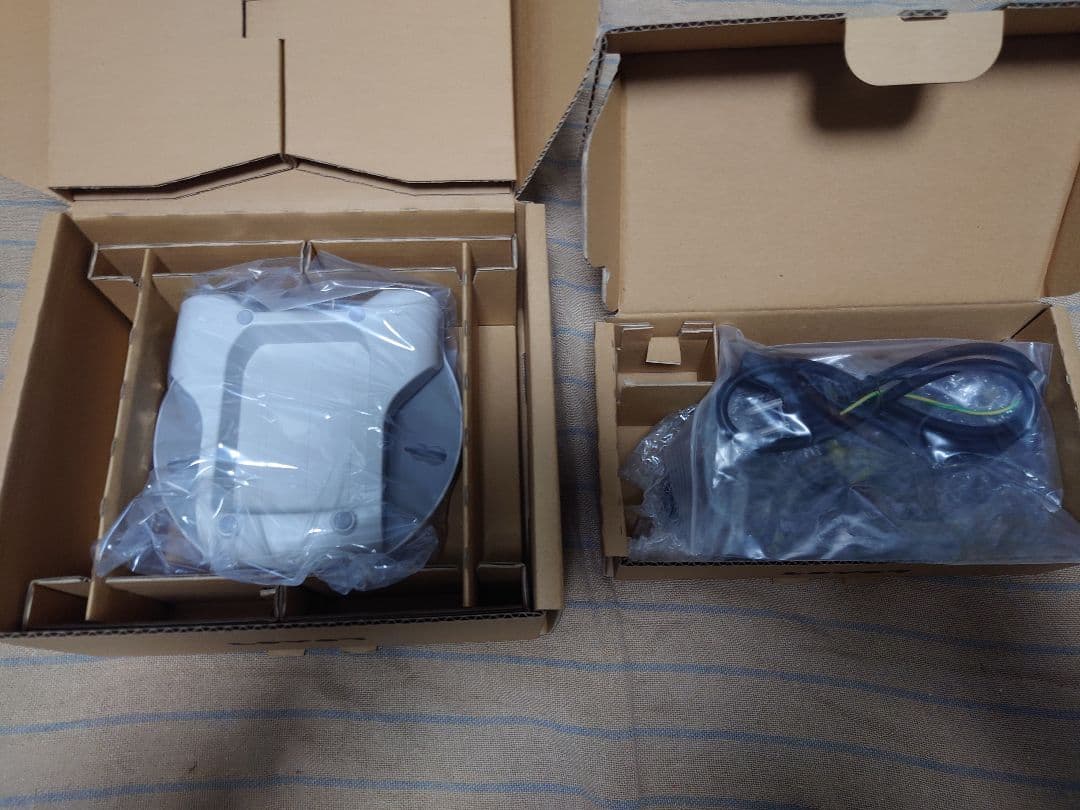 LOVOT チャージスタンド