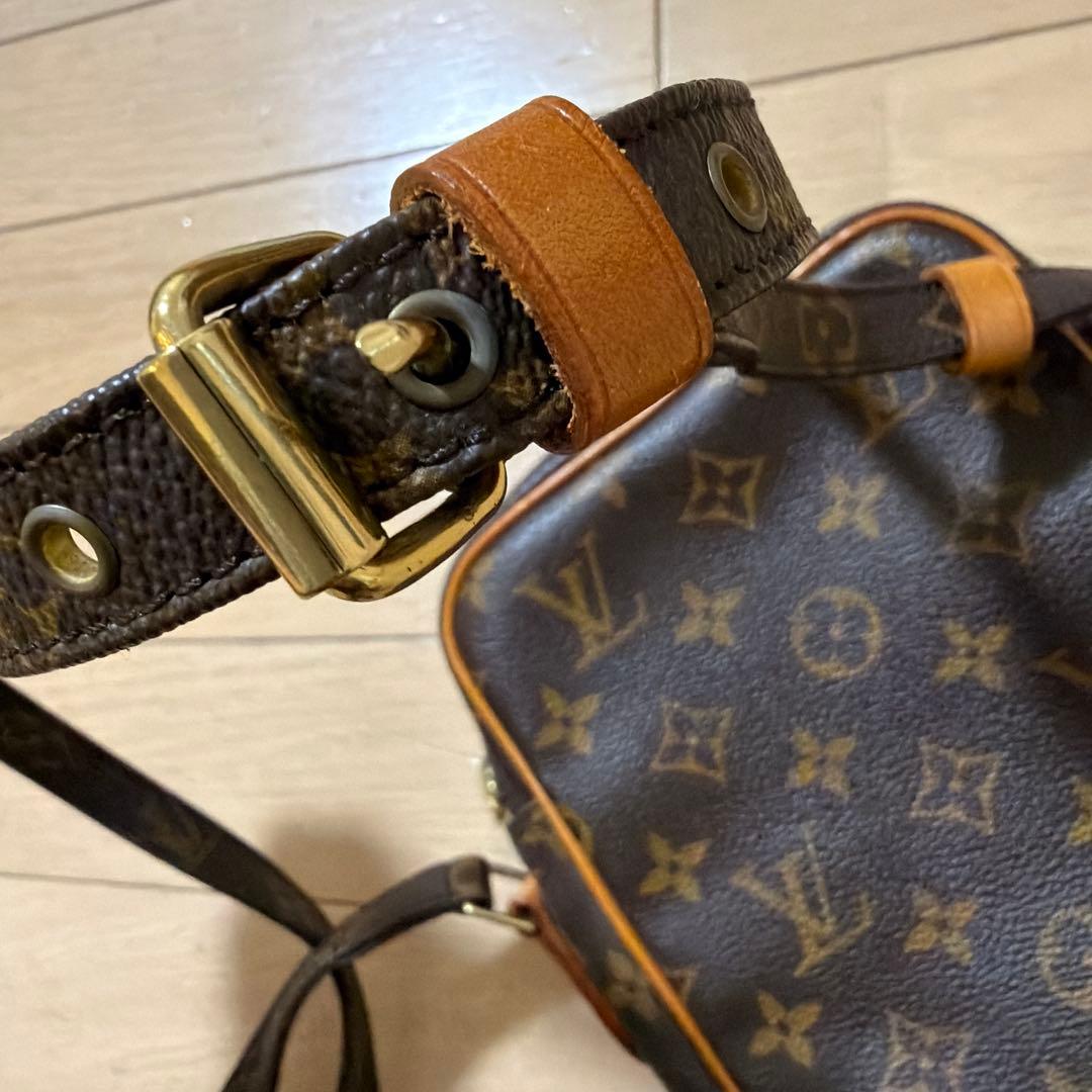 Louis Vuitton モノグラムダヌーブショルダーバッグ