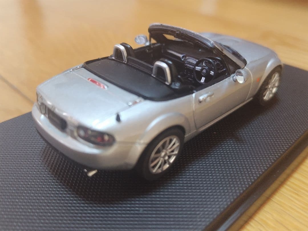 EBBRO「MAZDA ROADSTER 2005」
