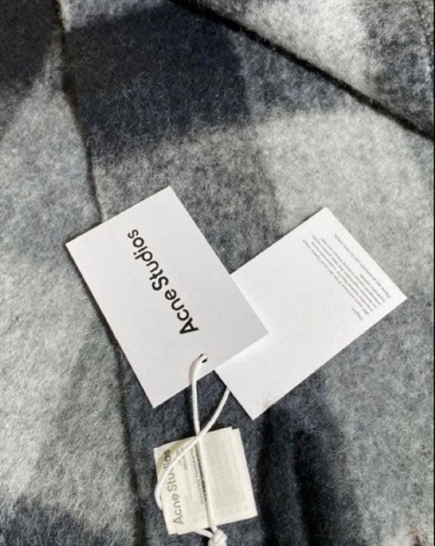 Acne Studios マフラー