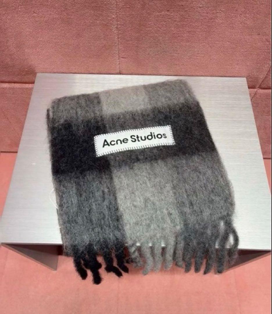Acne Studios マフラー