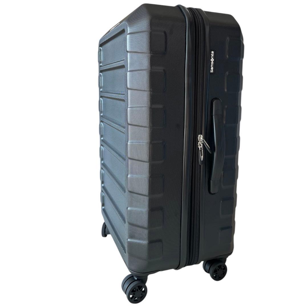 【美品一回のみ使用】サムソナイト　キャリーケース　黒　海外限定モデル　軽量　高級