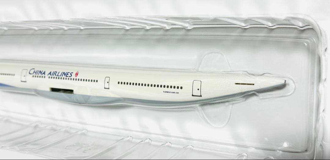 hogan 1/200 中華航空 A340-300