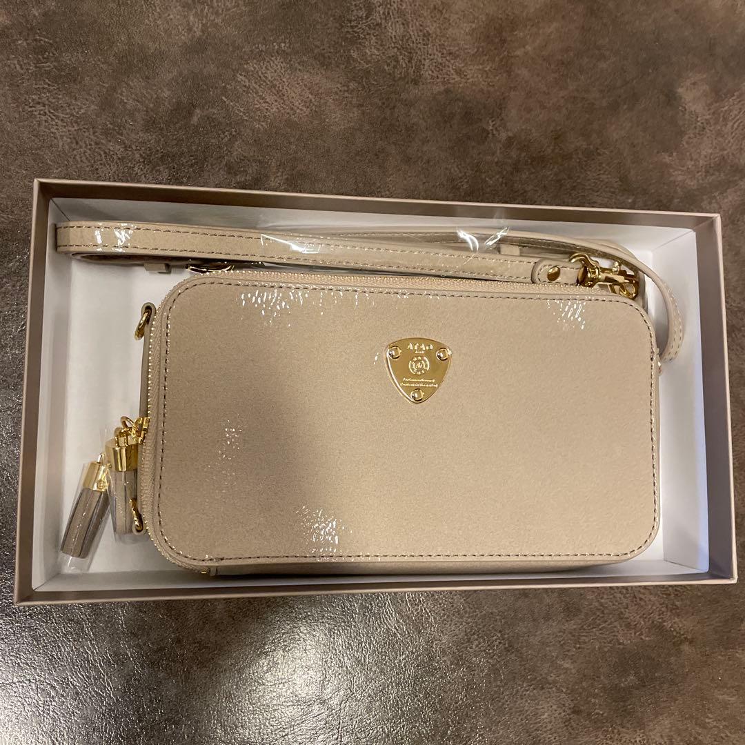 ま*な様 『ATAO 』パールグレージュ ショルダーバッグ　アミュレット